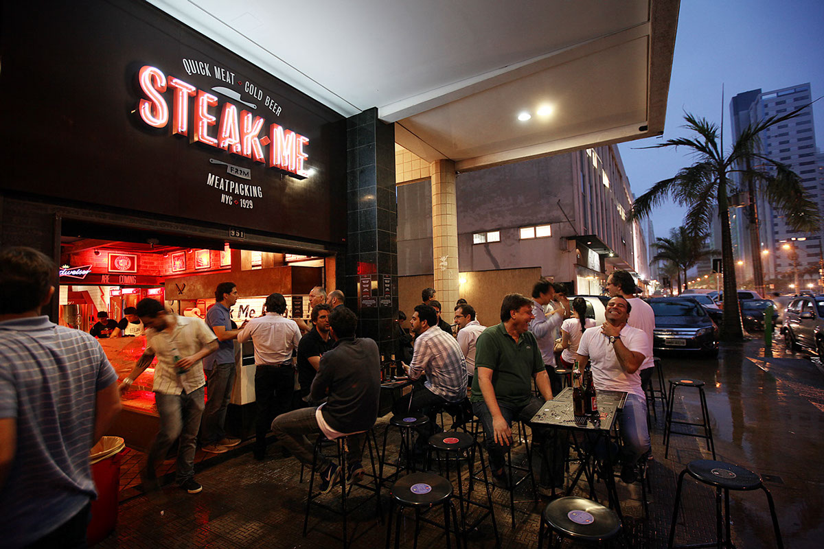 Steak Me restaurant branding - Grits & Grids